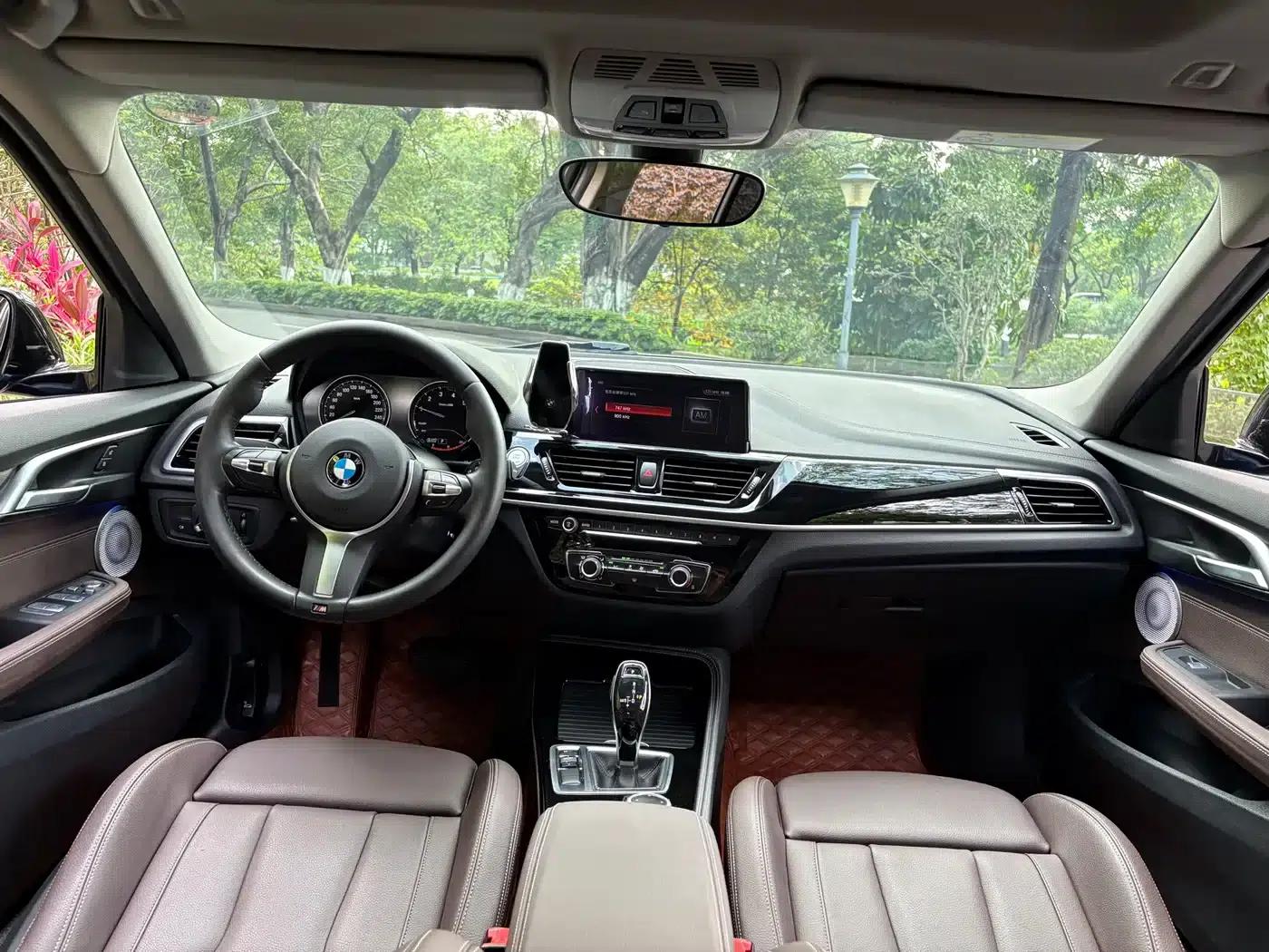 BMW 1 Series 2021 Facelift 125i M Sport Shadow Edition — миниатюра 15