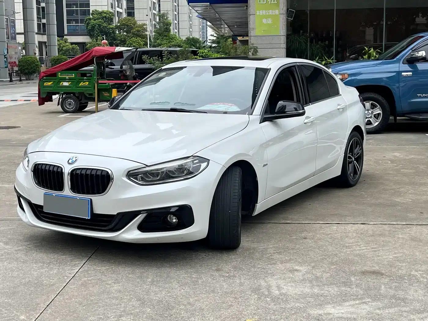 2018 BMW 1 Series 118i Sport — миниатюра 1