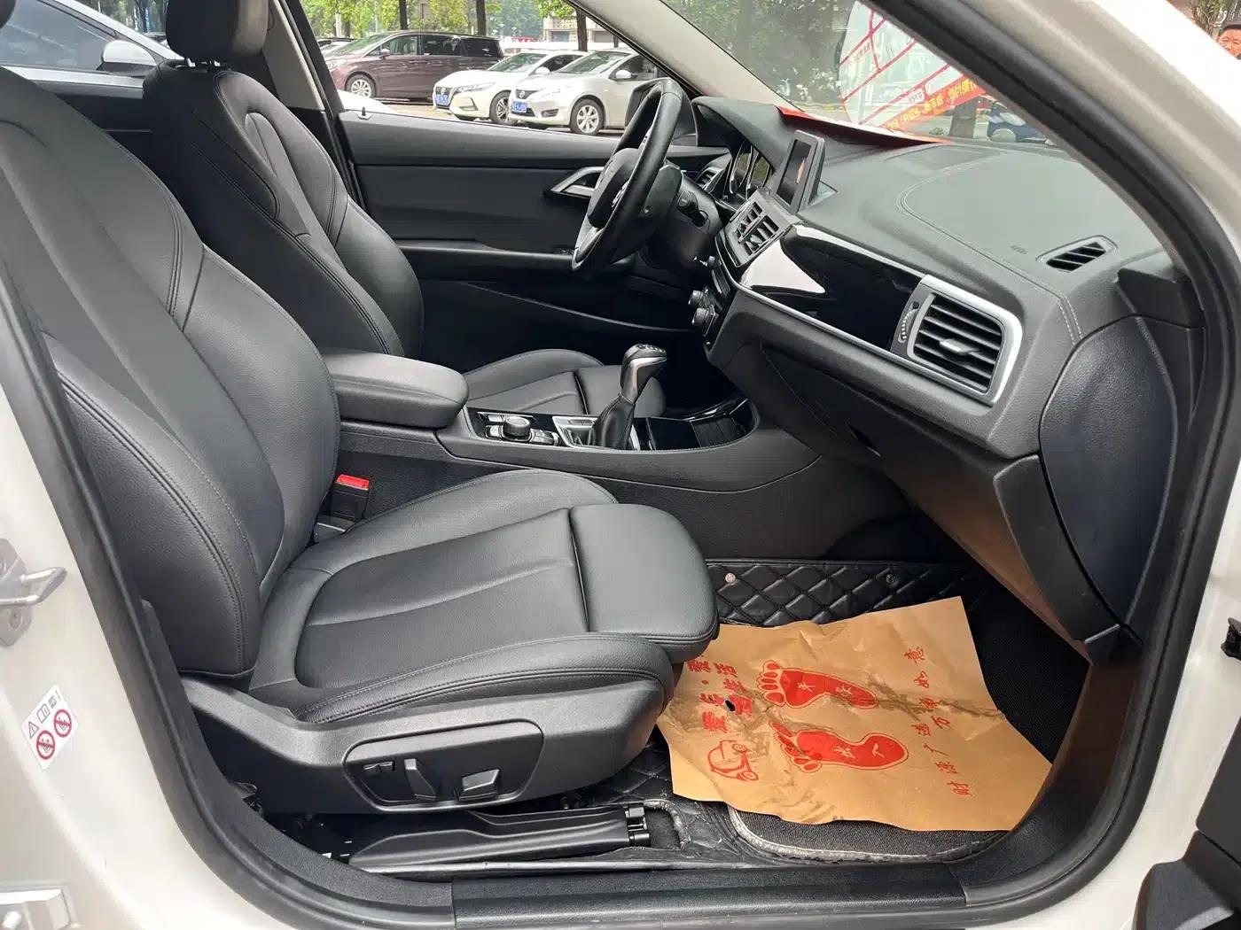 2018 BMW 1 Series 118i Sport — миниатюра 9