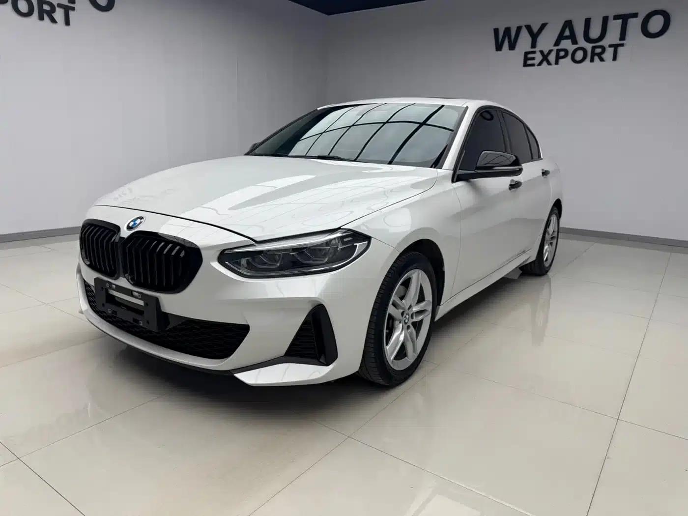 2022 BMW 1 Series 120i M Sport Shadow Edition — миниатюра 1