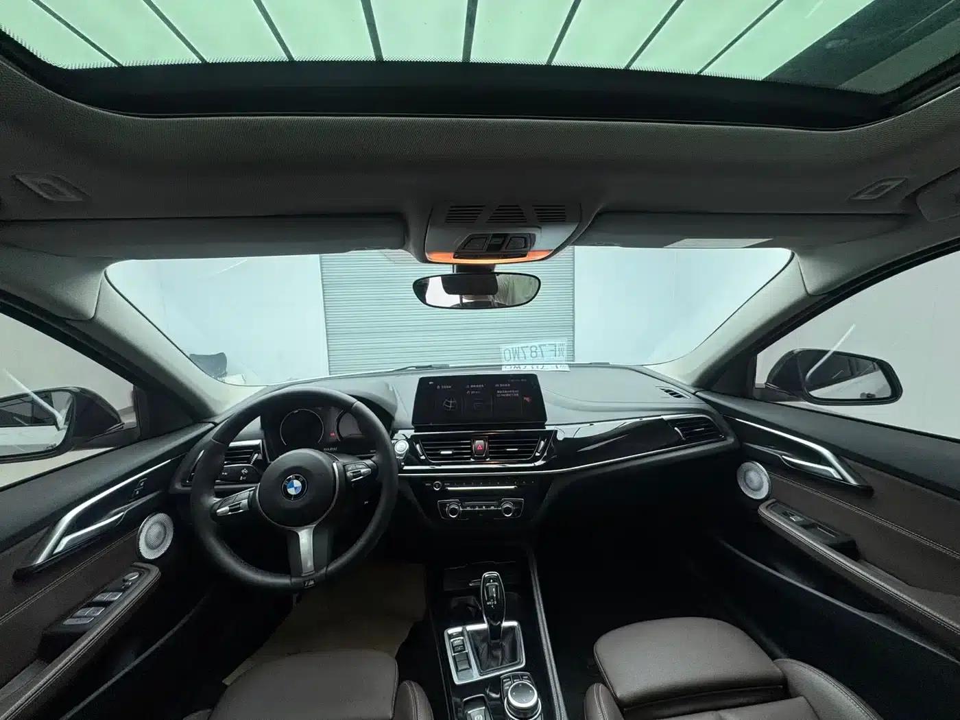 2022 BMW 1 Series 120i M Sport Shadow Edition — миниатюра 13
