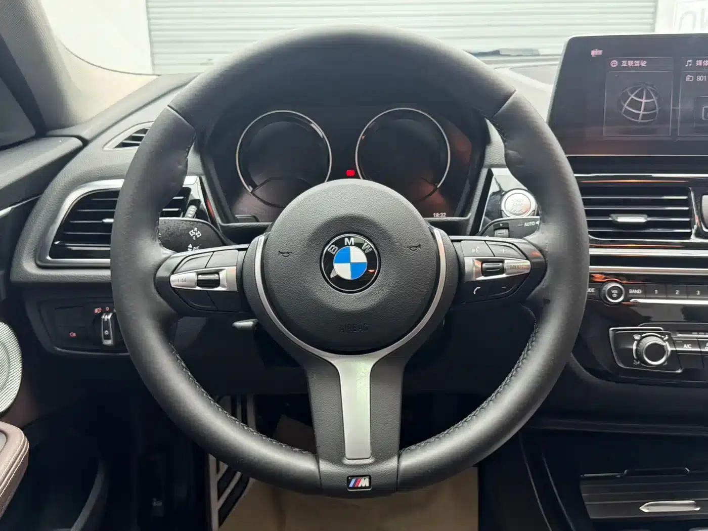 2022 BMW 1 Series 120i M Sport Shadow Edition — миниатюра 15