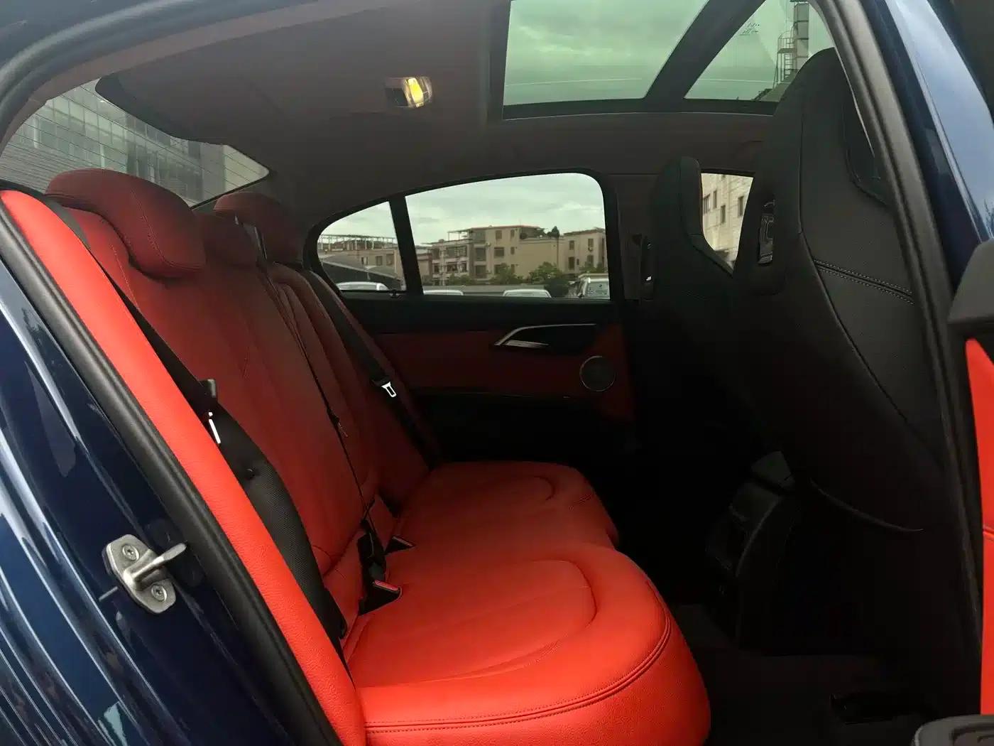 BMW 1 Series 2021 Facelift 125i M Sport Shadow Edition — миниатюра 11
