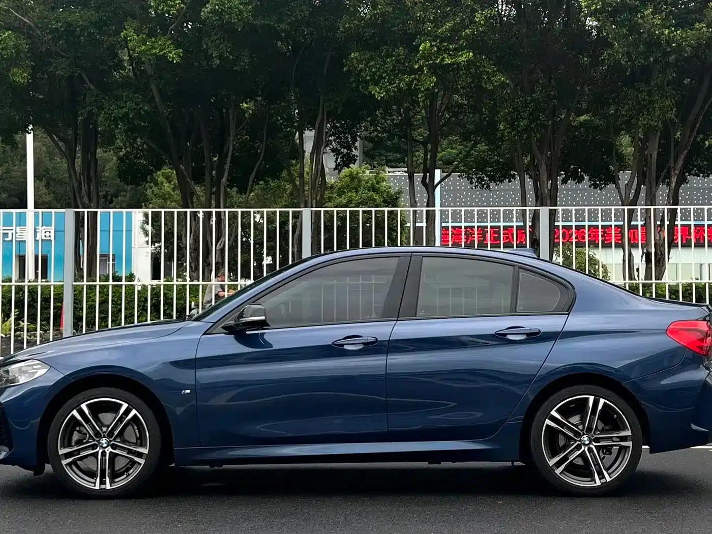 BMW 1 Series 2021 Facelift 125i M Sport Shadow Edition — миниатюра 7