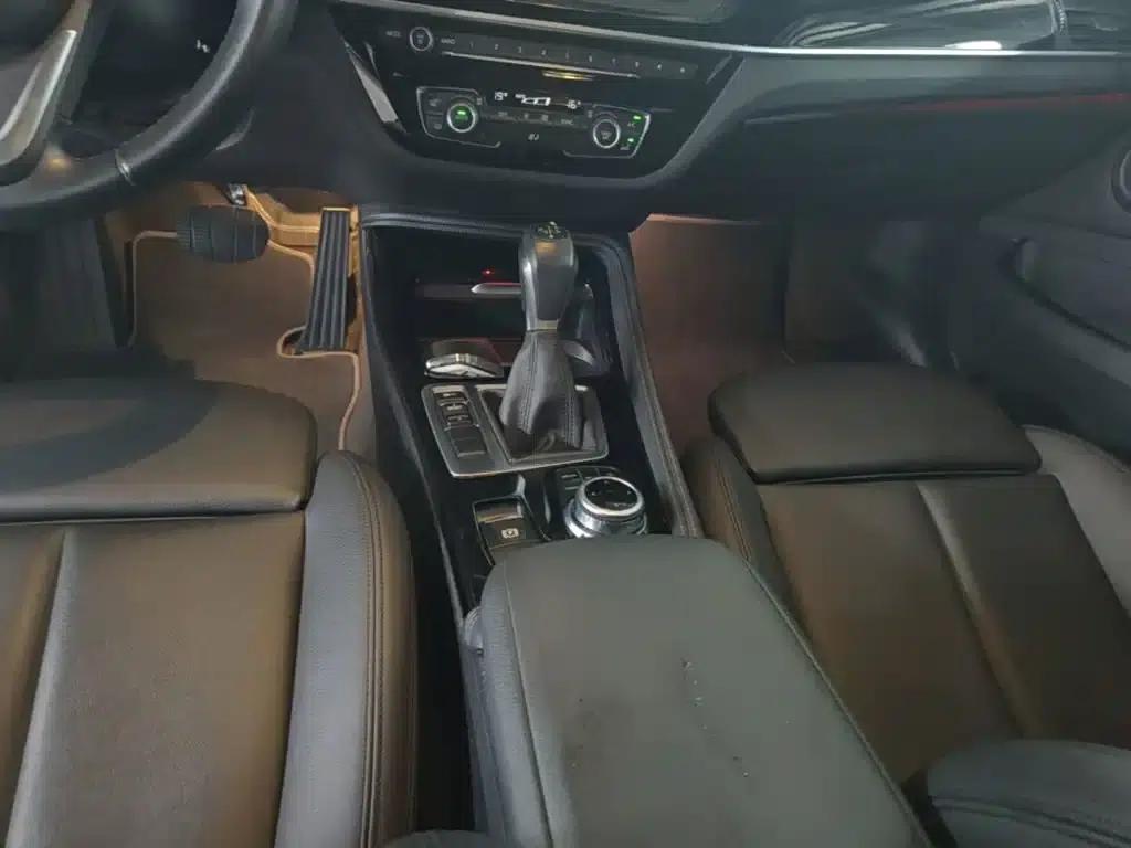 2017 BMW 1 Series 118i Design Package — миниатюра 14