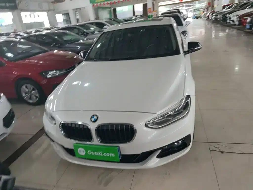 2017 BMW 1 Series 118i Design Package — миниатюра 3