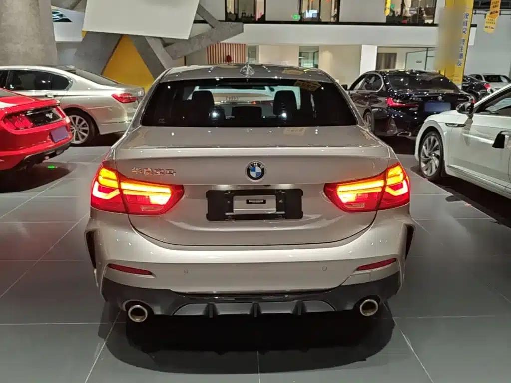 2020 BMW 1 Series 120i M Sport Package — миниатюра 6