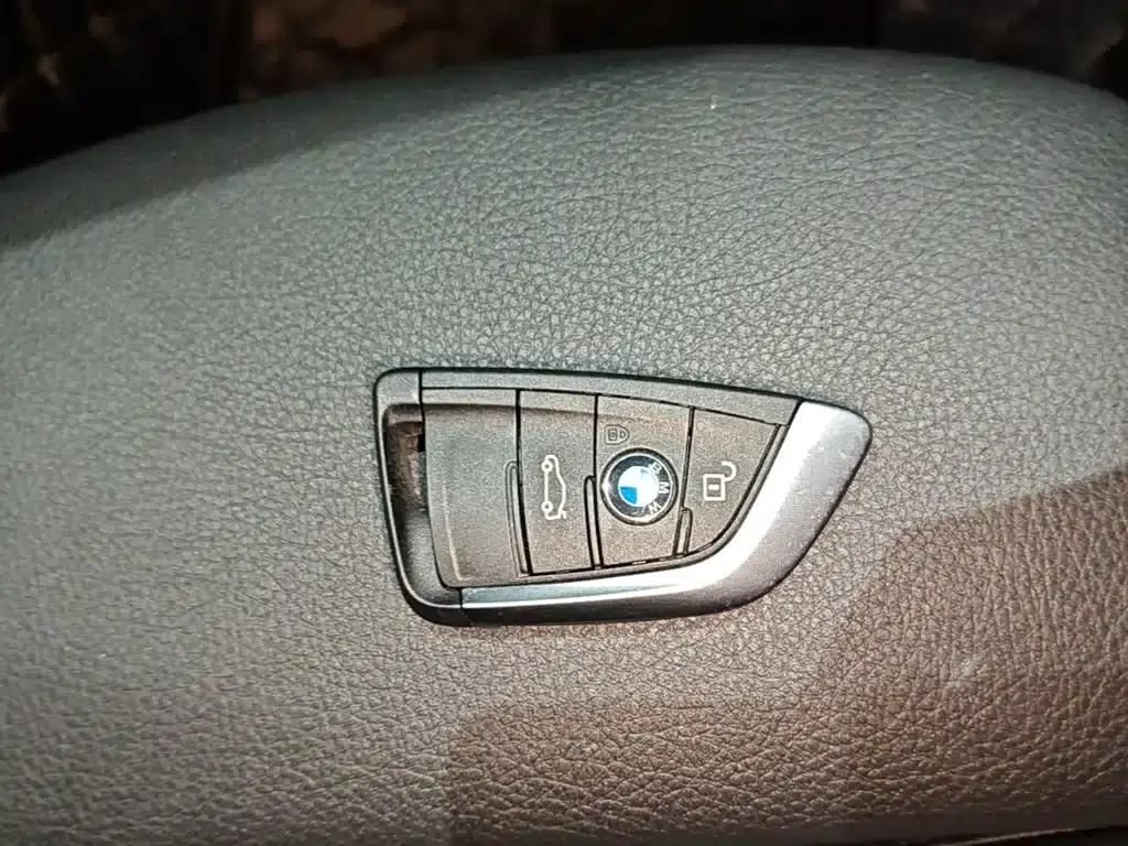 2020 BMW 1 Series 120i M Sport Package — миниатюра 9