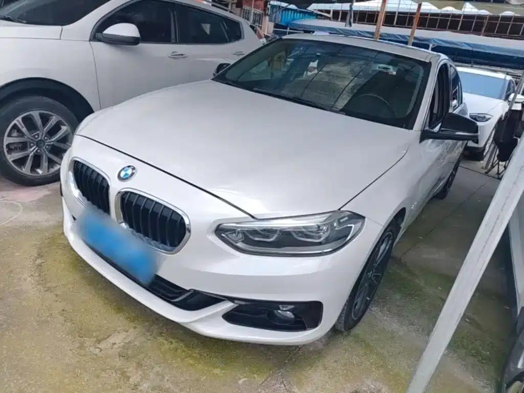 2017 BMW 1 Series 118i Sport — миниатюра 2