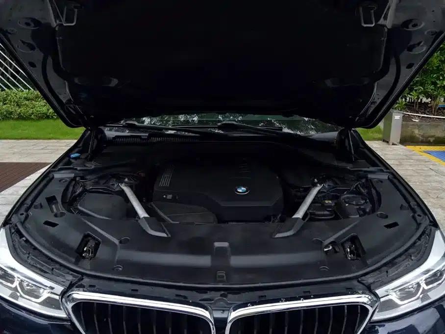 2020 BMW 6 Series GT 630i M Sport Package — миниатюра 12