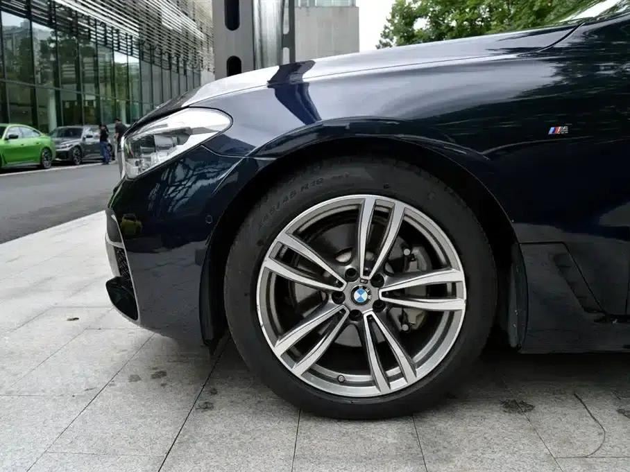 2020 BMW 6 Series GT 630i M Sport Package — миниатюра 14
