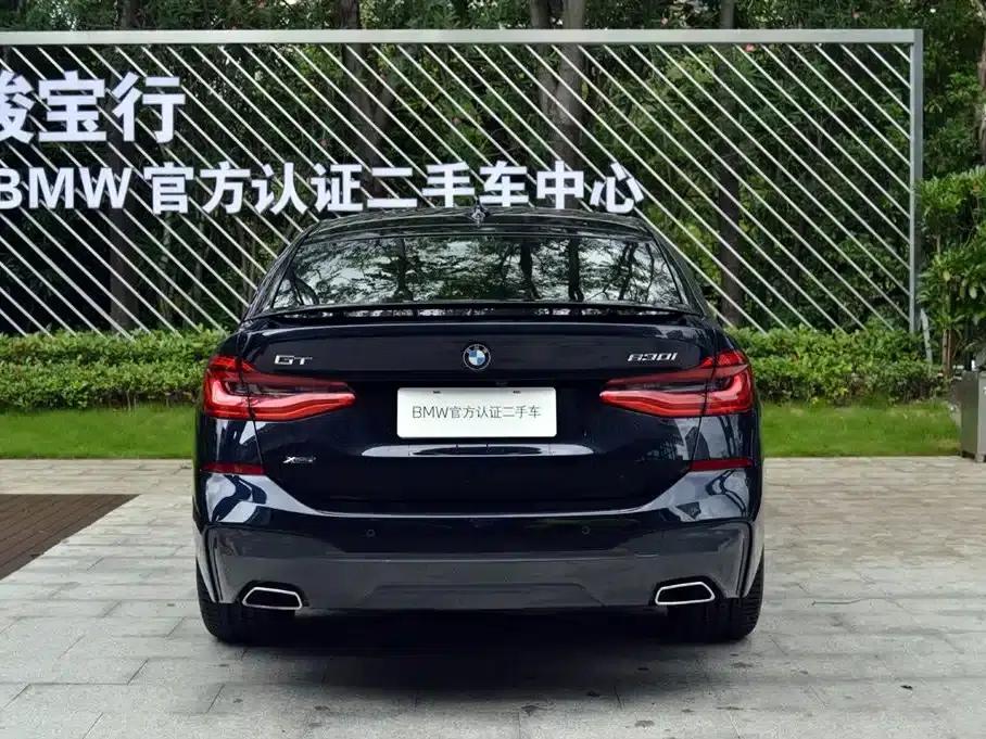 2020 BMW 6 Series GT 630i M Sport Package — миниатюра 4