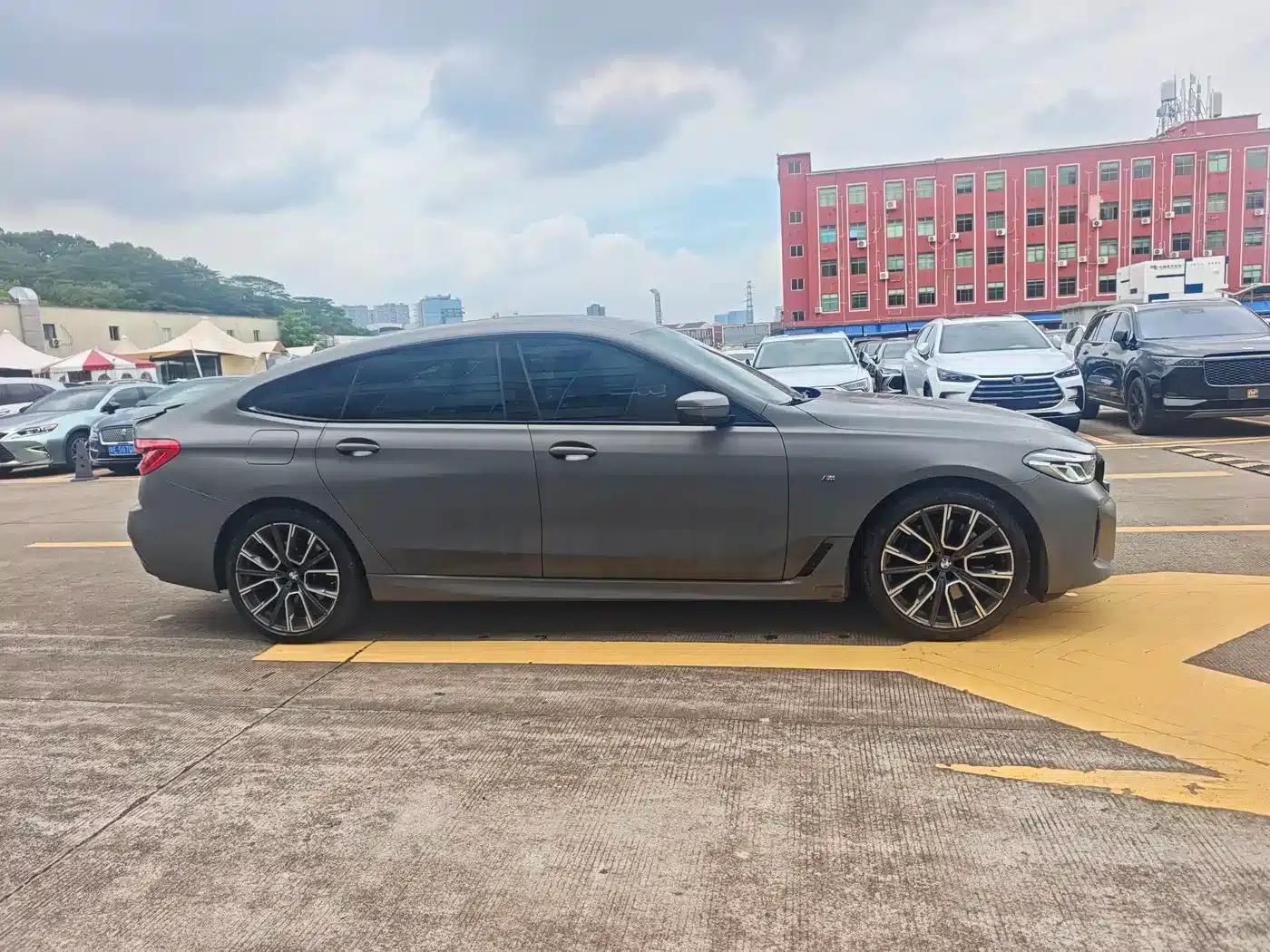BMW 6 Series GT 2021 630i M Sport Grand Tourer — миниатюра 4
