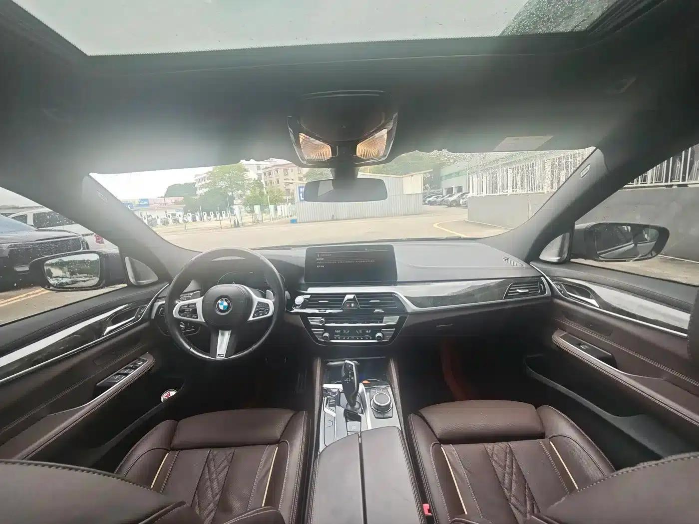 BMW 6 Series GT 2021 630i M Sport Grand Tourer — миниатюра 8