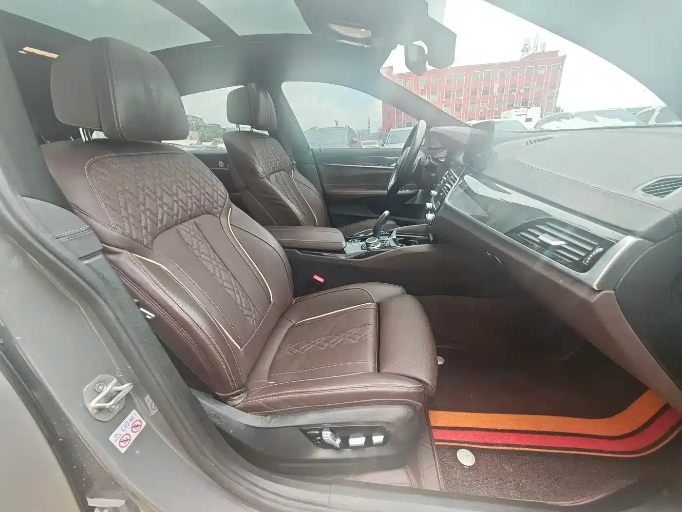 BMW 6 Series GT 2021 630i M Sport Grand Tourer — миниатюра 10