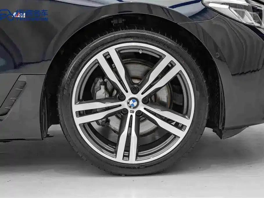 2022 BMW 6 Series GT 630i M Sport Package — миниатюра 11