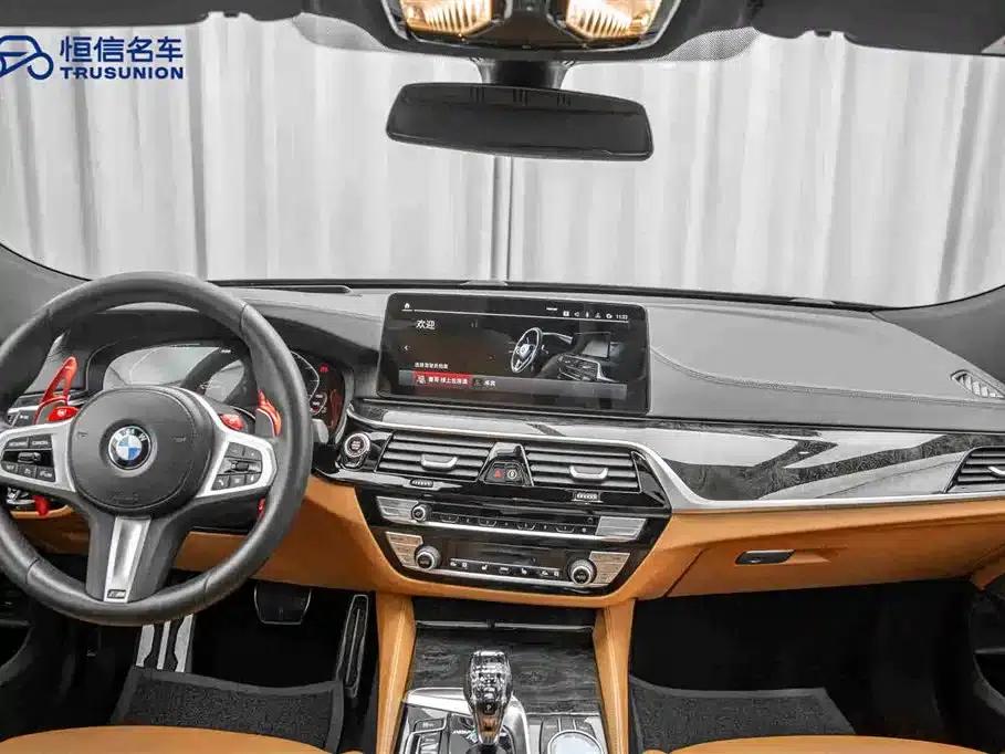 2022 BMW 6 Series GT 630i M Sport Package — миниатюра 13