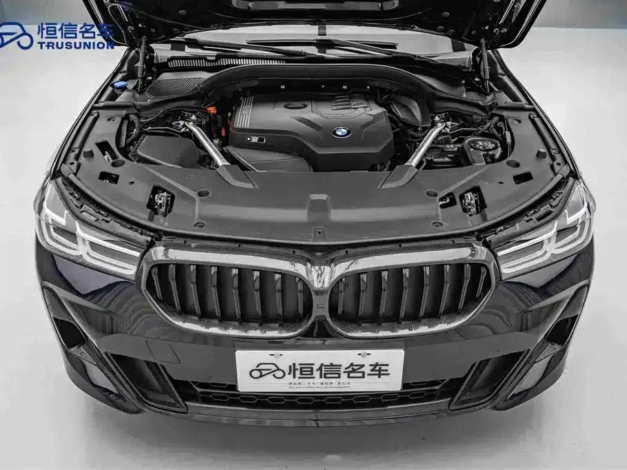 2022 BMW 6 Series GT 630i M Sport Package — миниатюра 21