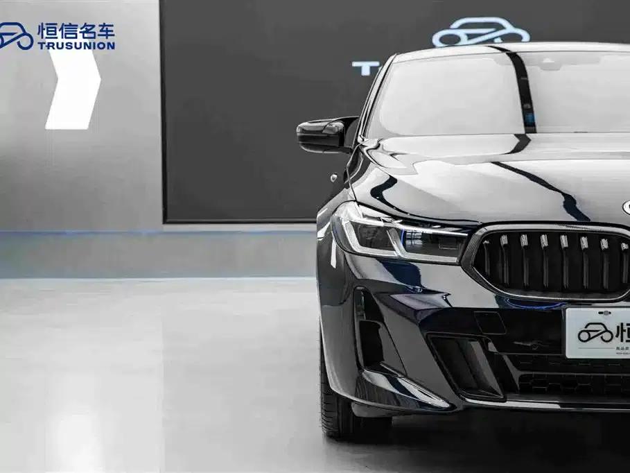 2022 BMW 6 Series GT 630i M Sport Package — миниатюра 8