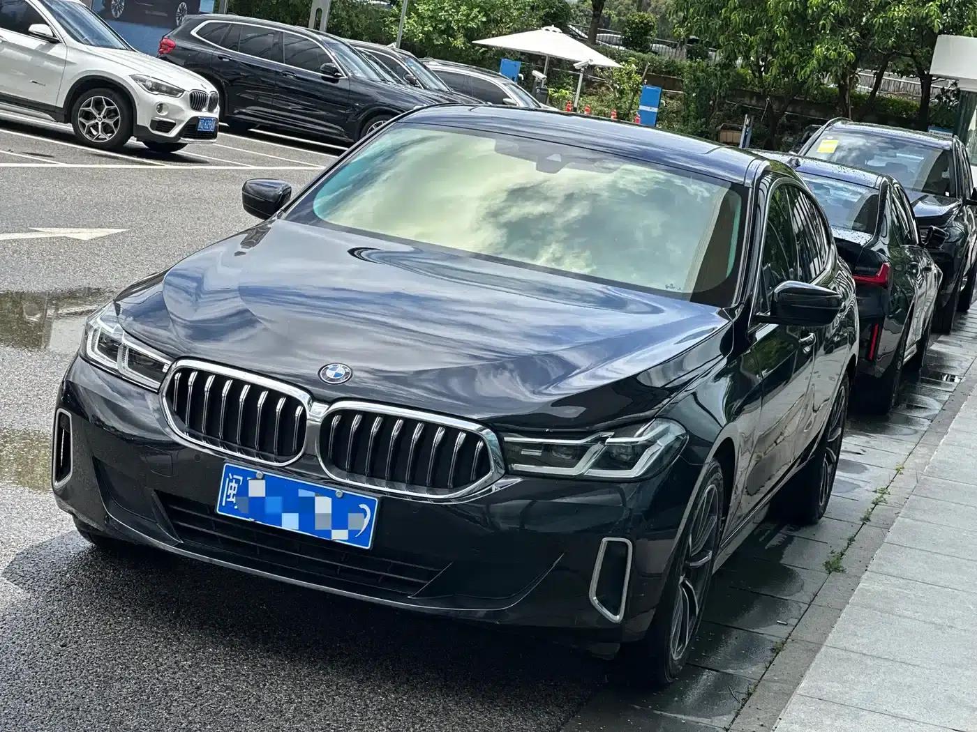 2022 BMW 6 Series GT 630i Luxury Design Package — миниатюра 1