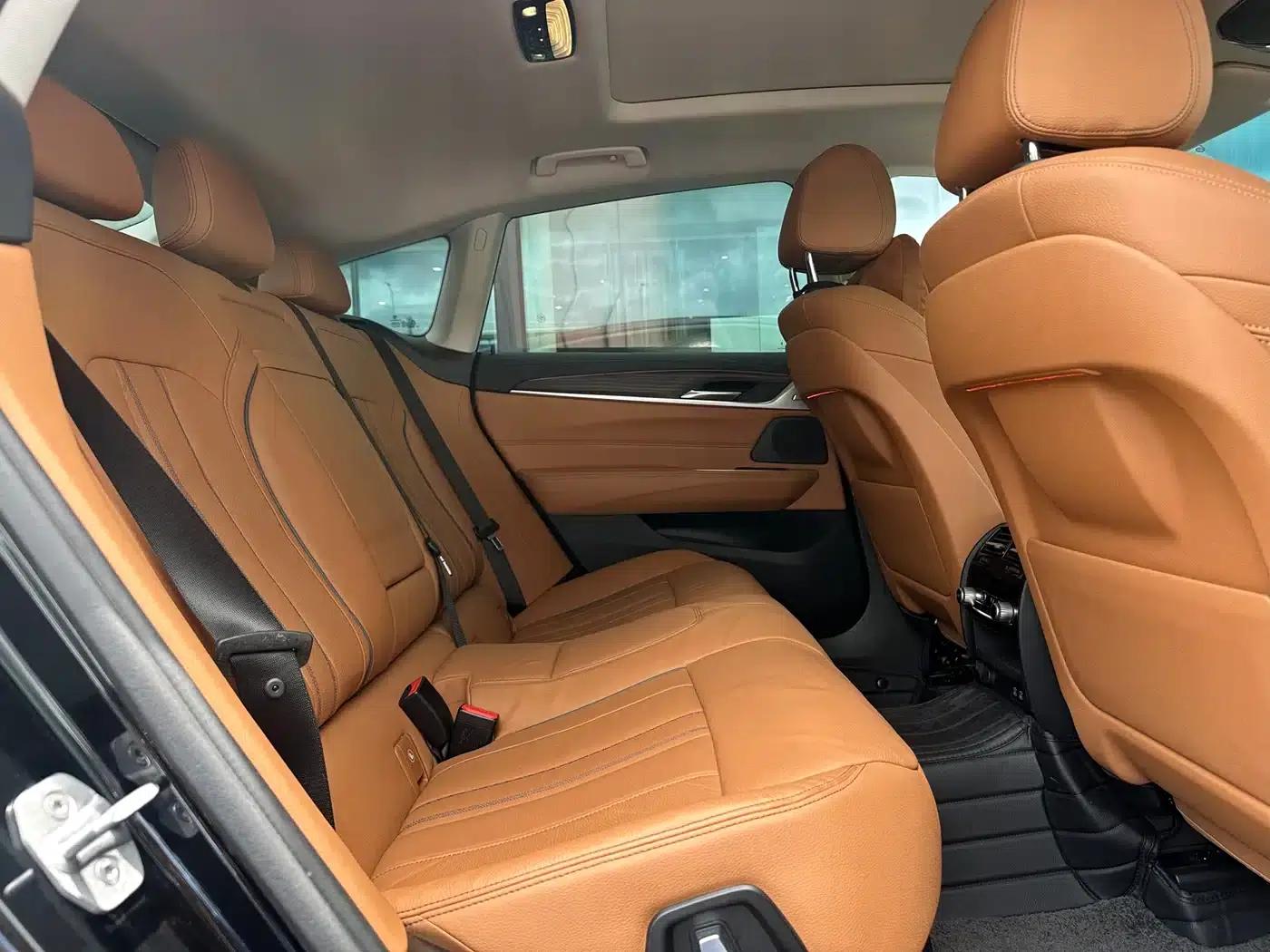 2022 BMW 6 Series GT 630i Luxury Design Package — миниатюра 12