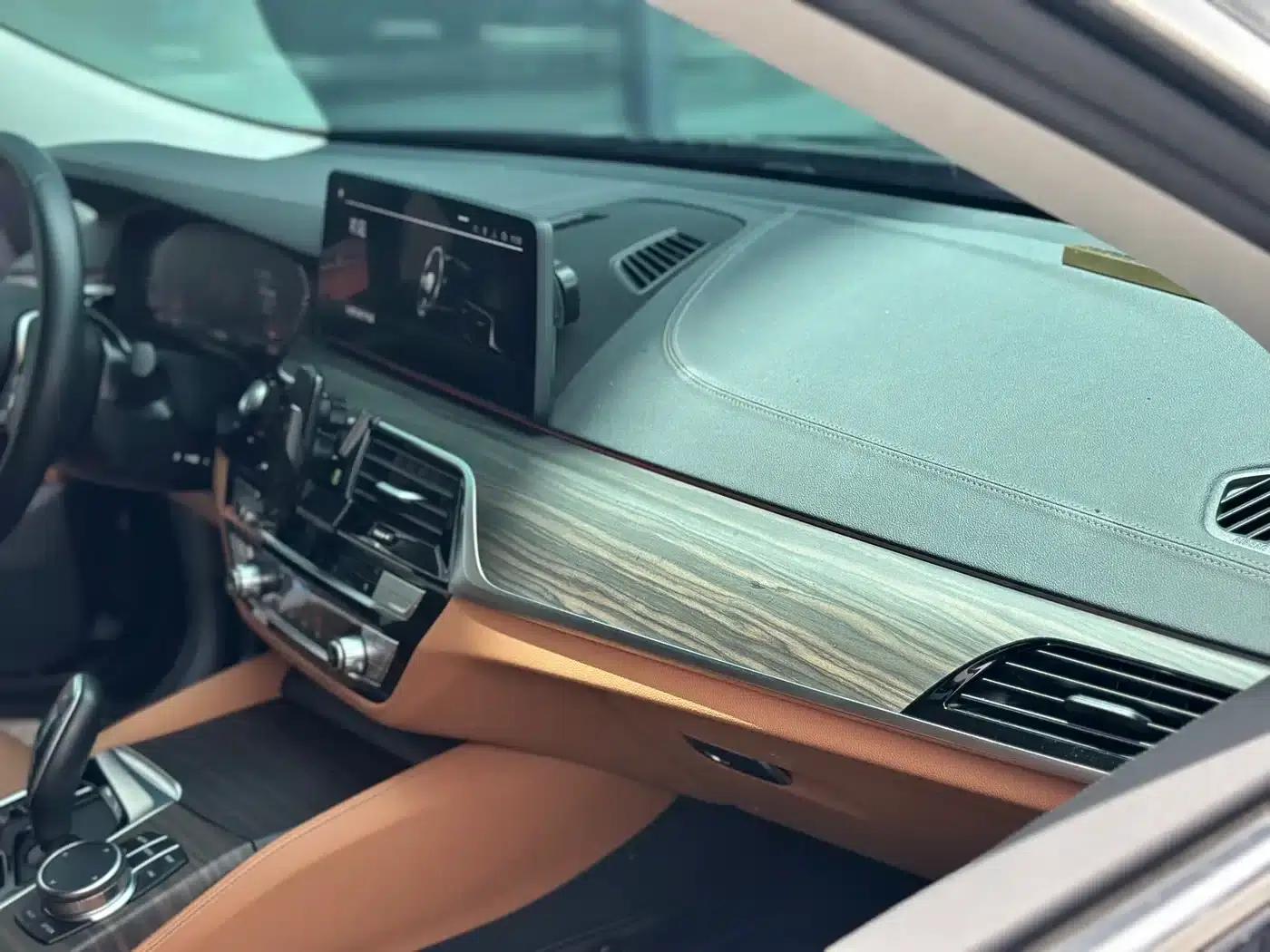 2022 BMW 6 Series GT 630i Luxury Design Package — миниатюра 15