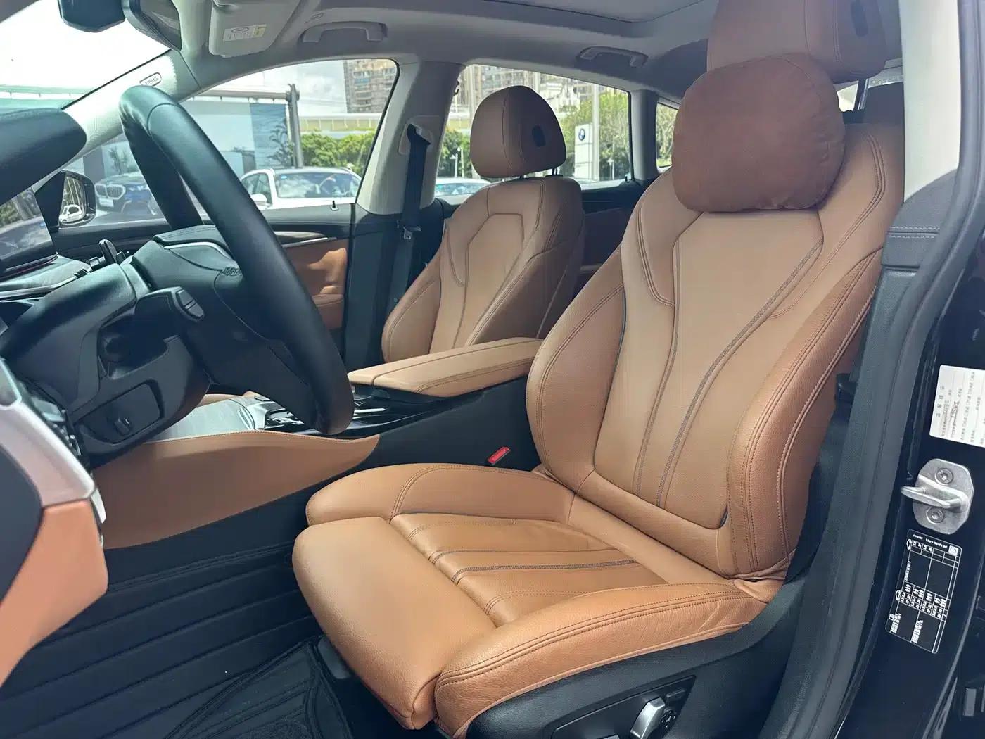 2022 BMW 6 Series GT 630i Luxury Design Package — миниатюра 8