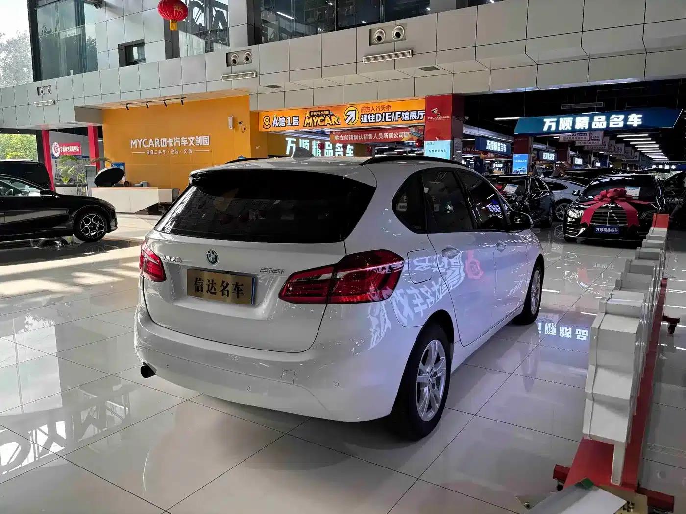 2016 BMW 2 Series Gran Tourer 218i Leading Edition — миниатюра 20