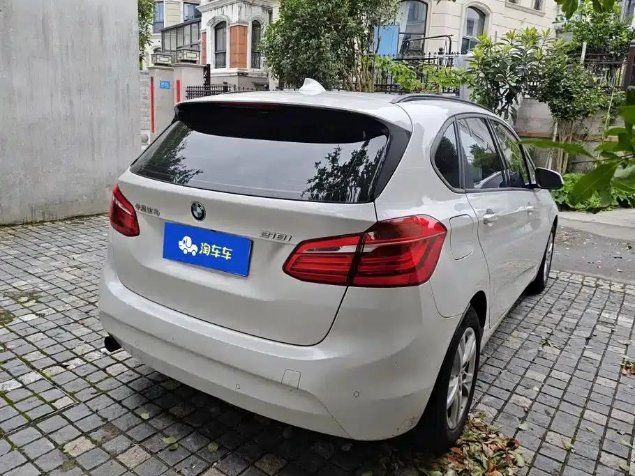 2016 BMW 2 Series Gran Tourer 218i Leading Edition — миниатюра 3