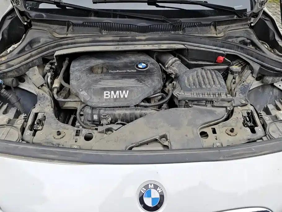 2016 BMW 2 Series Gran Tourer 218i Leading Edition — миниатюра 10