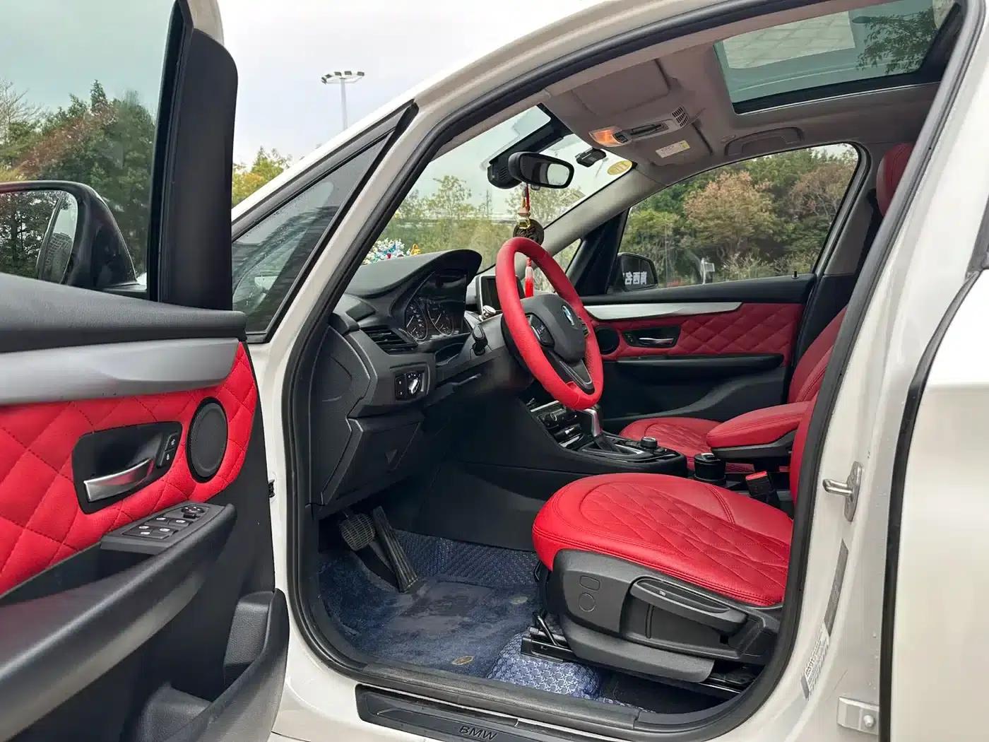 2016 BMW 2 Series Gran Tourer 218i Leading Edition — миниатюра 7