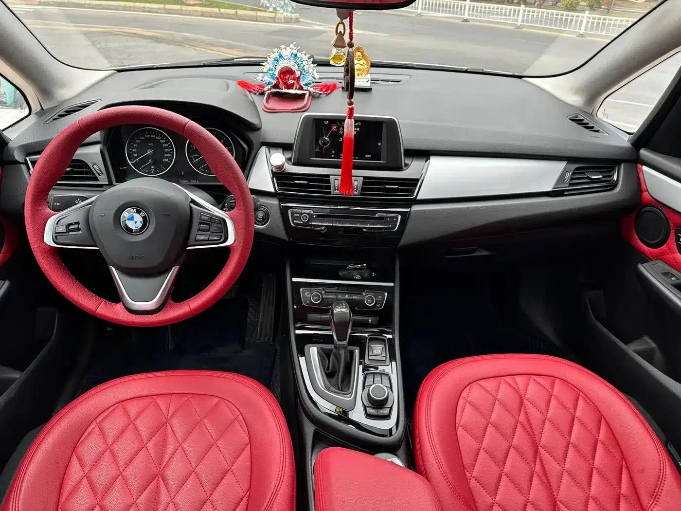 2016 BMW 2 Series Gran Tourer 218i Leading Edition — миниатюра 8