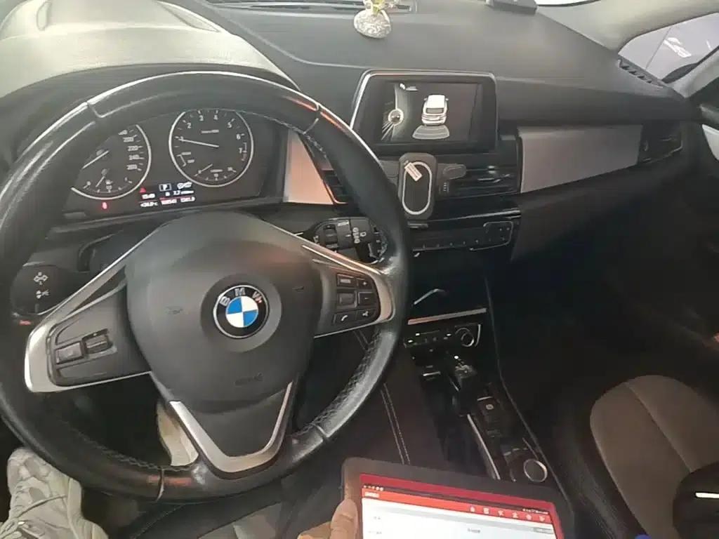 2016 BMW 2 Series Gran Tourer 218i Fashion Edition — миниатюра 10