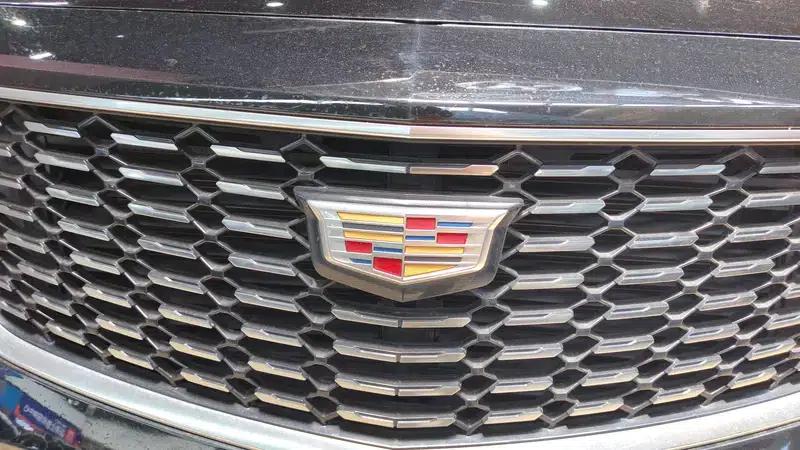 2020 Cadillac XT4 Facelift 28T Two-Wheel Drive Technical Edition — миниатюра 11