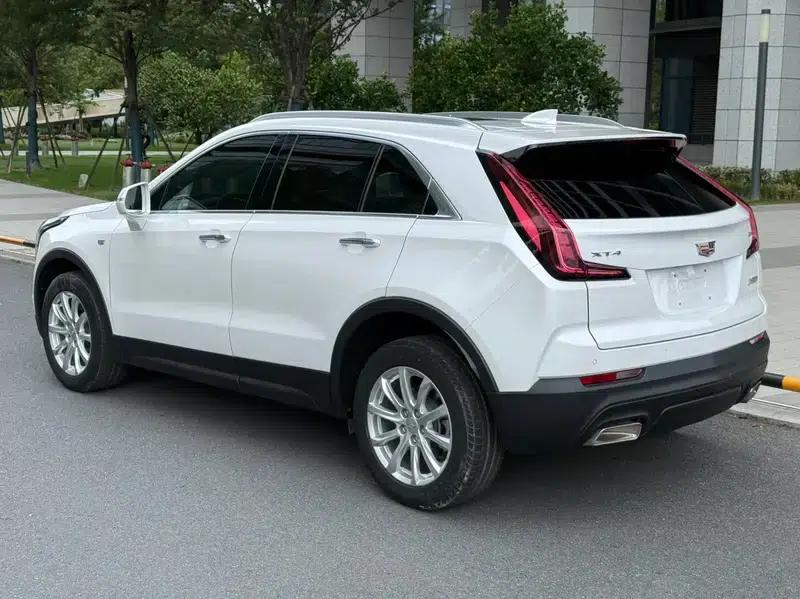 Cadillac XT4 2021 28T Two-Wheel Drive Technology Edition — миниатюра 4