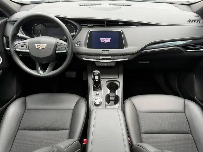 Cadillac XT4 2021 28T Two-Wheel Drive Technology Edition — миниатюра 10