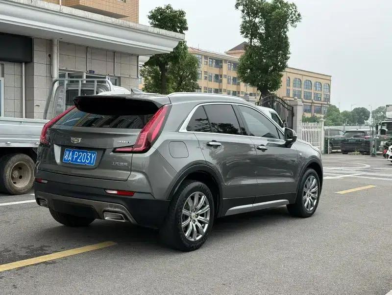 2018 Cadillac XT4 28T Two-Wheel Drive Premium Edition — миниатюра 6