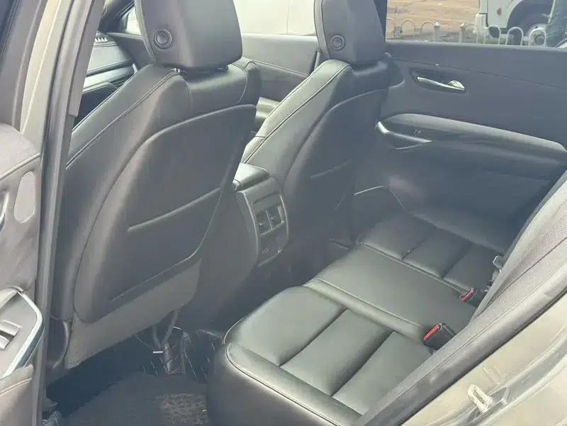 2018 Cadillac XT4 28T Two-Wheel Drive Premium Edition — миниатюра 9