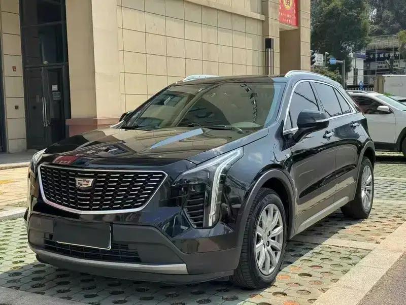 2018 Cadillac XT4 28T Two-Wheel Drive Premium Edition — миниатюра 1