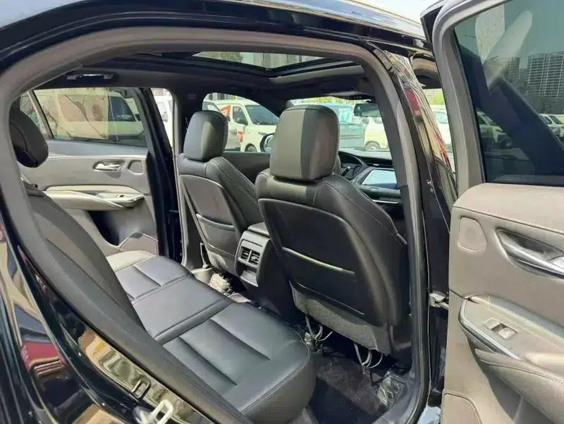 2018 Cadillac XT4 28T Two-Wheel Drive Premium Edition — миниатюра 9