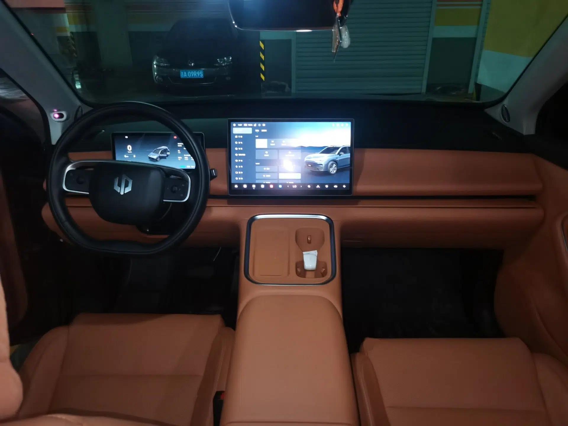 Leapmotor C16 2026 Extended-Range 280 LiDAR Version 6 Seats — миниатюра 9