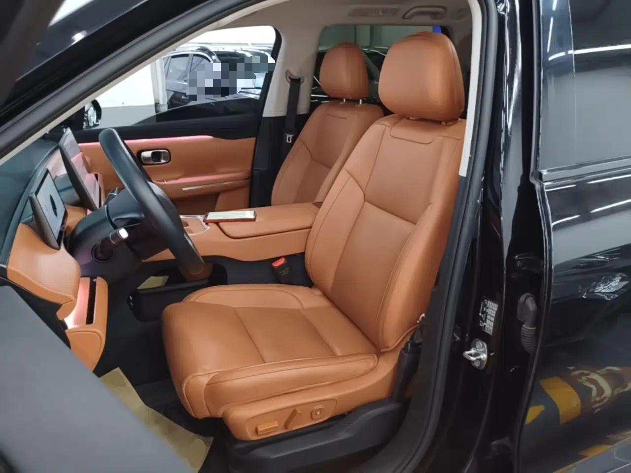 Leapmotor C16 2026 Extended-Range 280 LiDAR Zhizun Edition 6 Seats — миниатюра 17