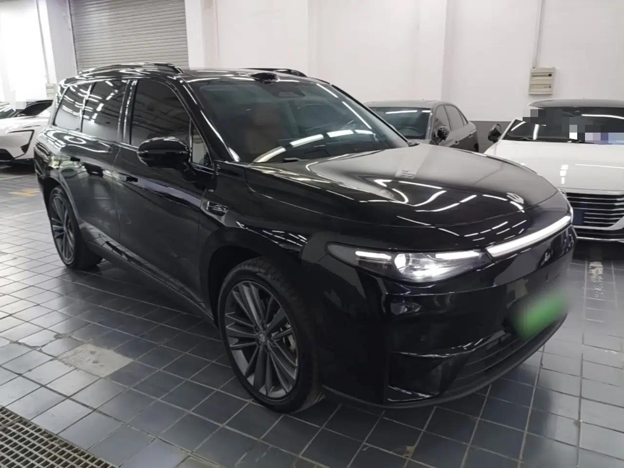 Leapmotor C16 2026 Extended-Range 280 LiDAR Zhizun Edition 6 Seats — миниатюра 3