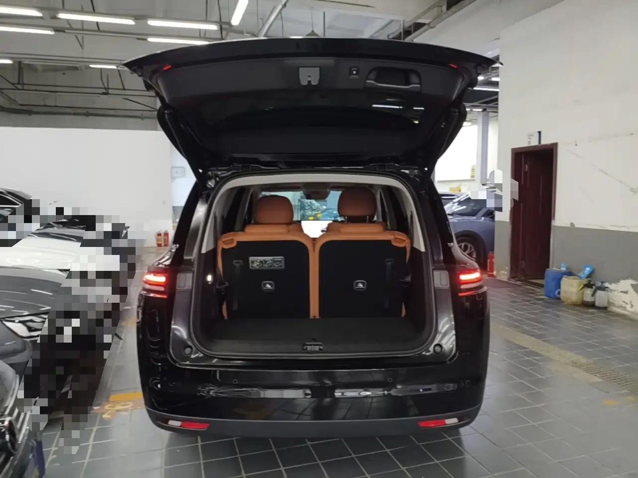 Leapmotor C16 2026 Extended-Range 280 LiDAR Zhizun Edition 6 Seats — миниатюра 22