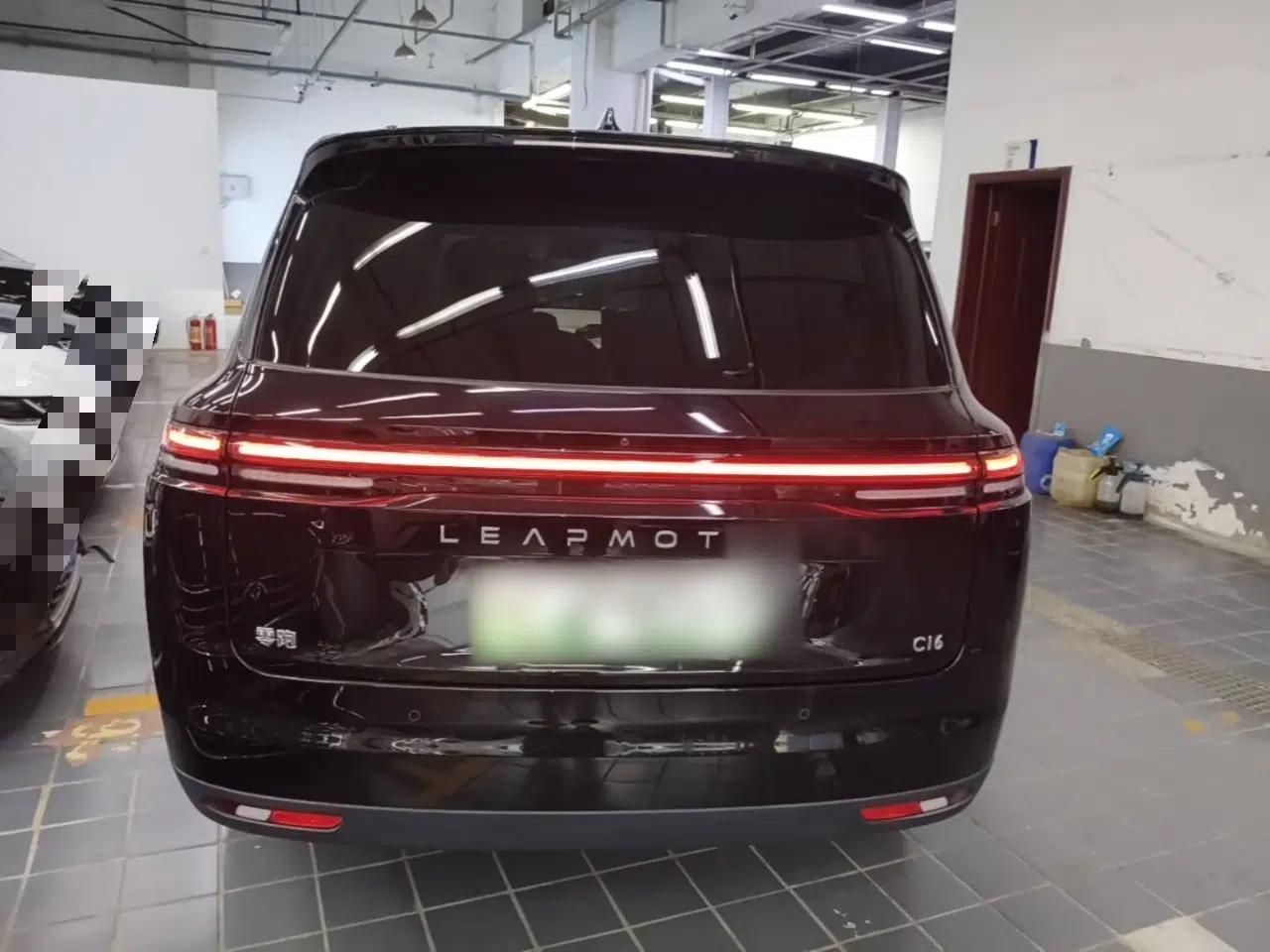 Leapmotor C16 2026 Extended-Range 280 LiDAR Zhizun Edition 6 Seats — миниатюра 5