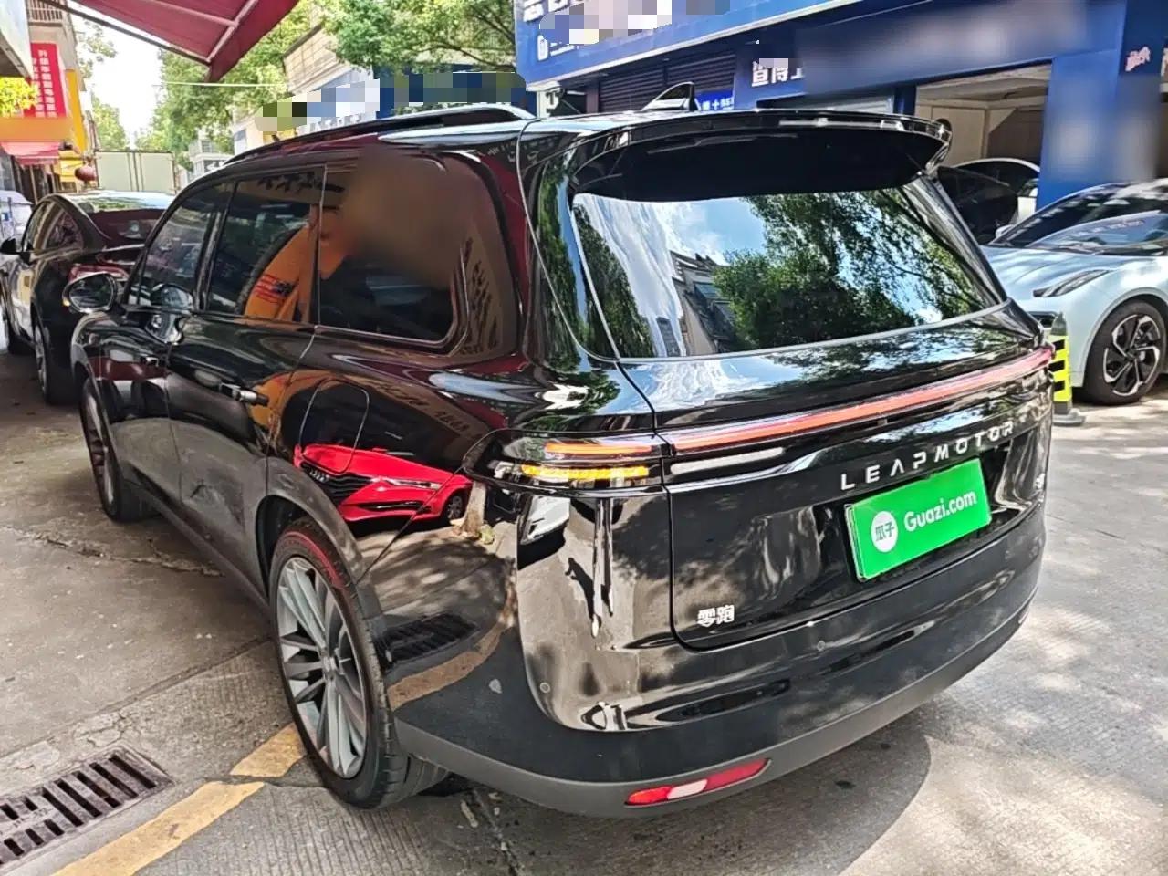 Leapmotor C16 2026 All-Electric 630 LiDAR Zhizun Edition 6 Seats — миниатюра 4