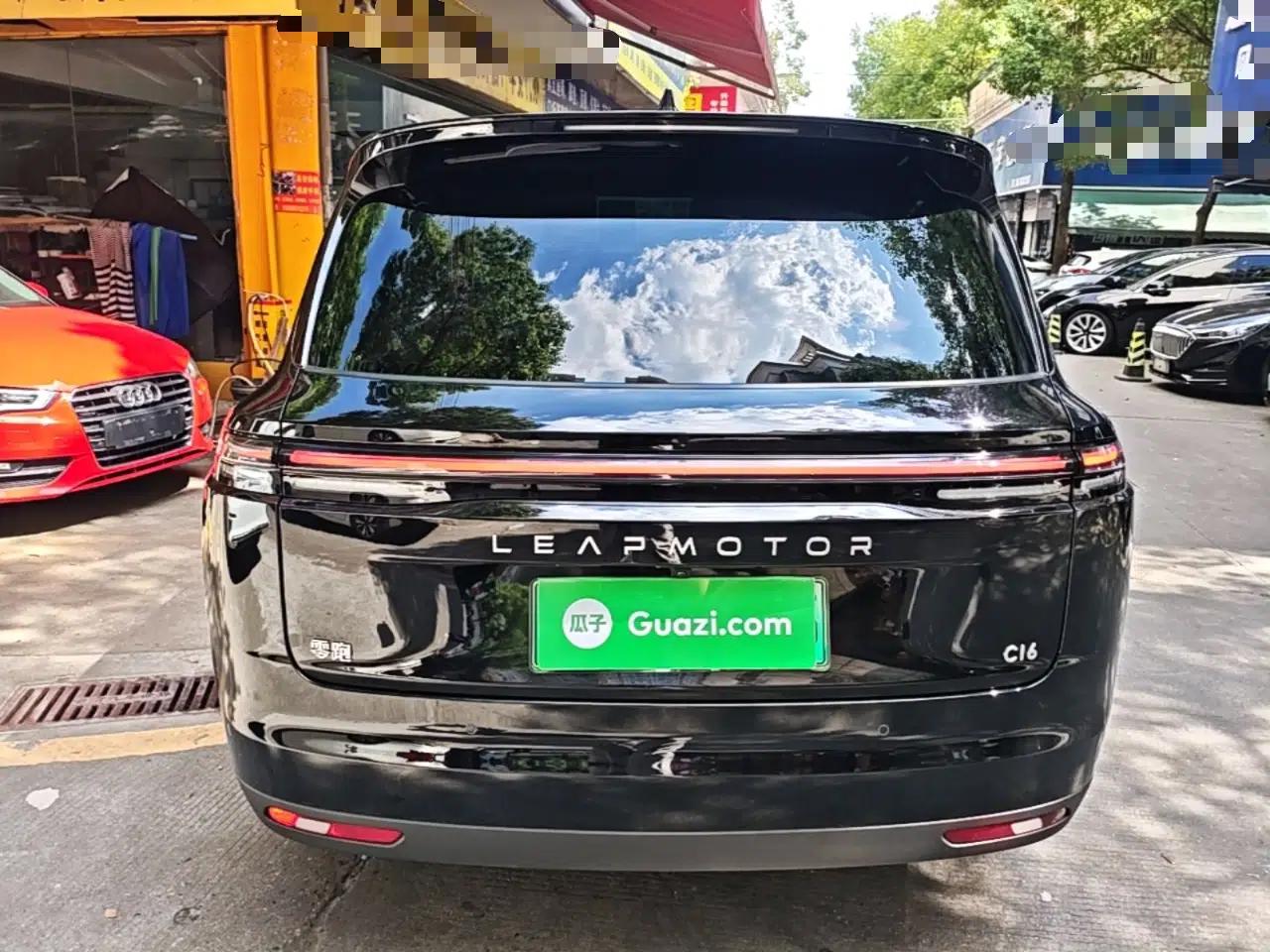 Leapmotor C16 2026 All-Electric 630 LiDAR Zhizun Edition 6 Seats — миниатюра 5
