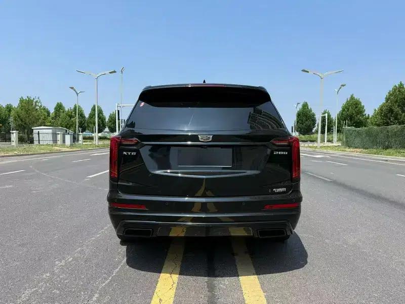 Cadillac XT6 2022 2.0T 7-seater 2WD Luxury — миниатюра 4