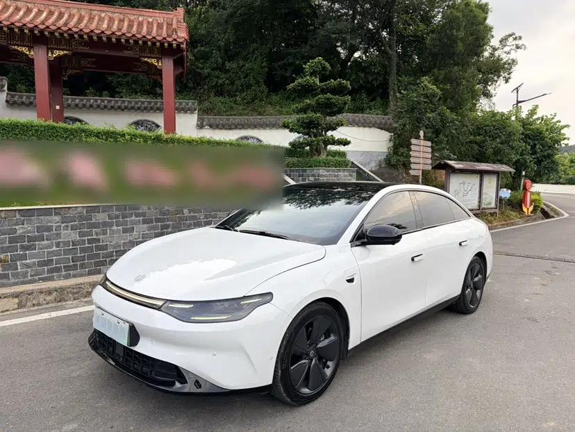 Leapmotor C01 2022 Rear-Drive Ultra-Long Range Version — миниатюра 1