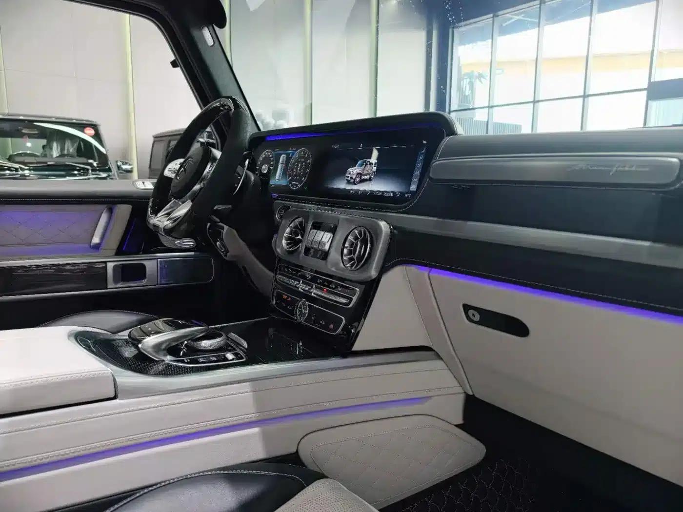 2023 Mercedes-Benz G-Class AMG 63 — миниатюра 10